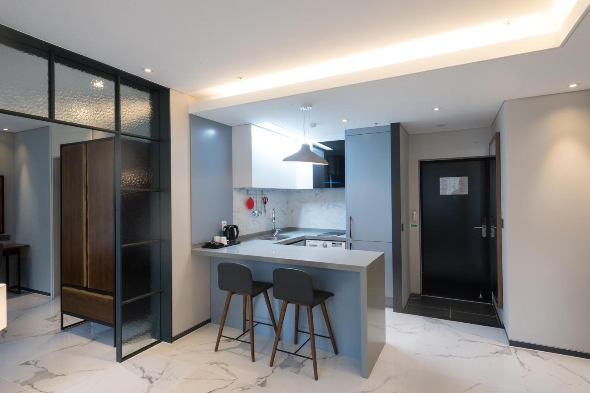 Gloucester Hotel Cheongju Bagian luar foto